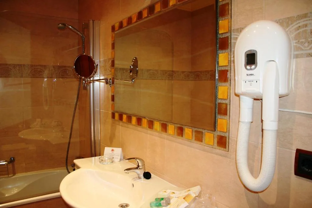 Camera Matrimoniale Deluxe — Hotel Palacio de la Magdalena