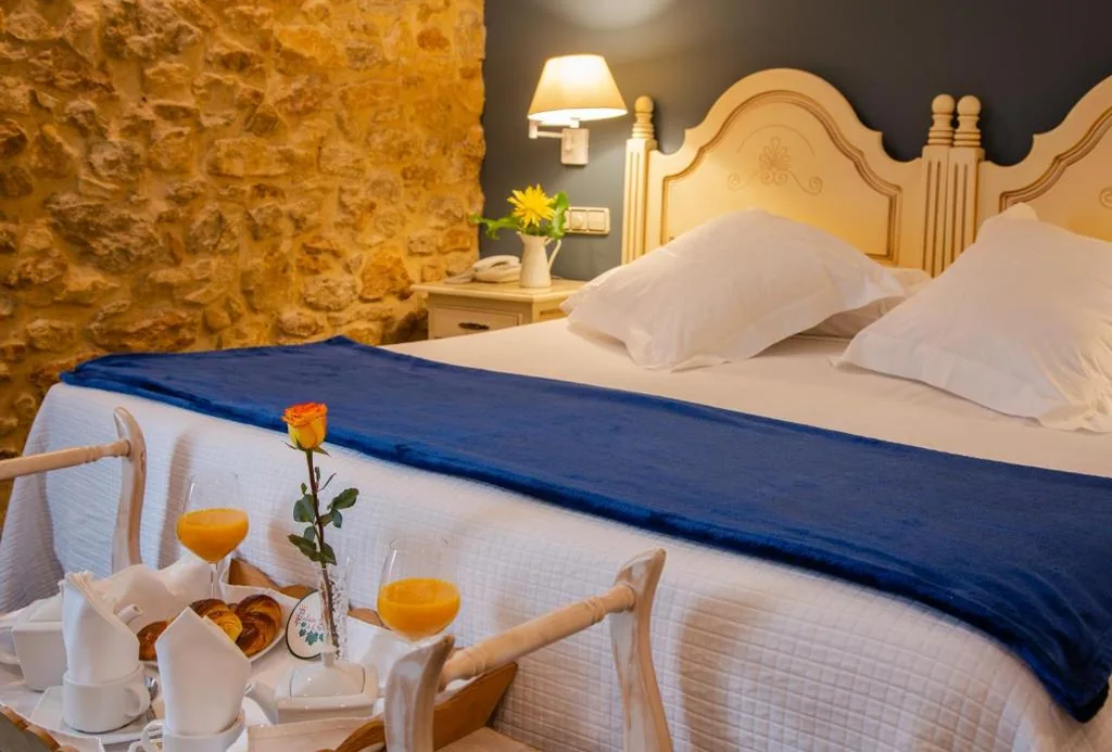 Habitación cuádruple — Hotel Palacio De La Viñona
