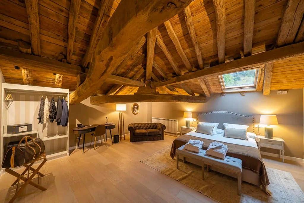 Junior Suite — Hotel Palacio De Luko
