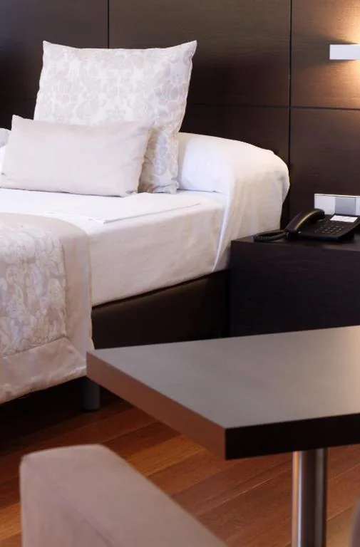 Chambre Double avec lit supplémentaire — Hotel Palacio de Merás