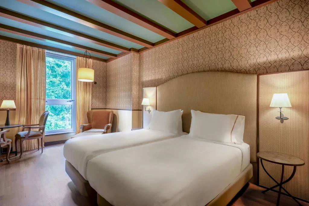 Habitación Doble Deluxe - 2 camas — Hotel Palacio del Carmen, Autograph Collection
