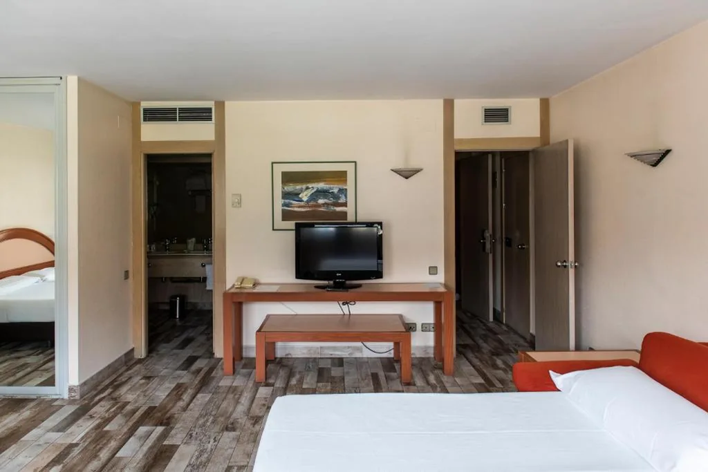 Camera tripla — Hotel Palacio del Mar