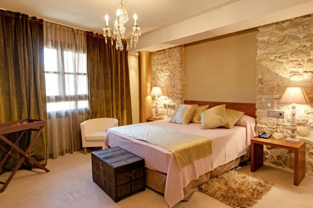Suite — Hotel Palacio del Obispo