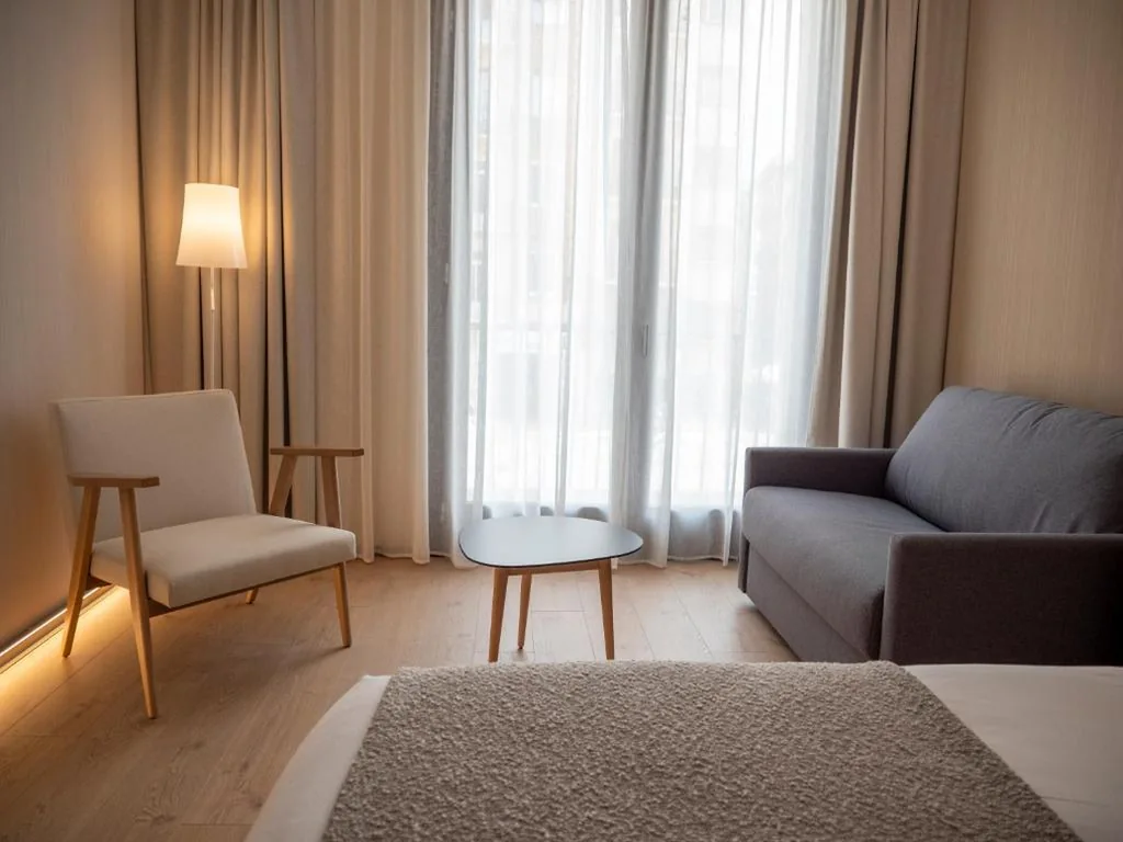 Deluxe-Doppelzimmer mit Balkon — Hotel Palacio La Marquesa 4 Estrellas SUP