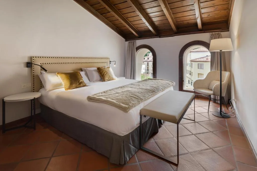 Camera Superior - 1 letto matrimoniale — Hotel Palacio Matutano-Daudén