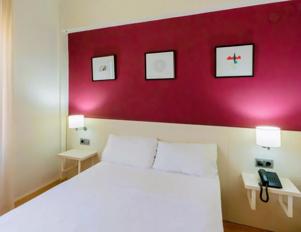 Quarto Duplo Básico — Hotel Palacios