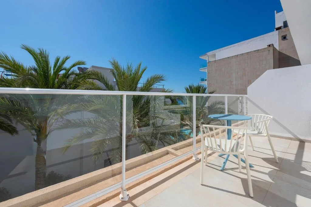Familienzimmer (2 Erwachsene und 2 Kinder) — Hotel Palia Tropico Playa