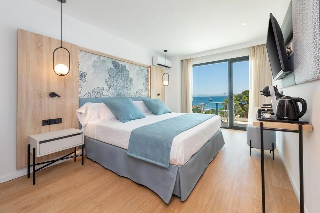 Familienzimmer mit Meerblick (2 Erwachsene + 2 Kinder) — Hotel Palia Tropico Playa