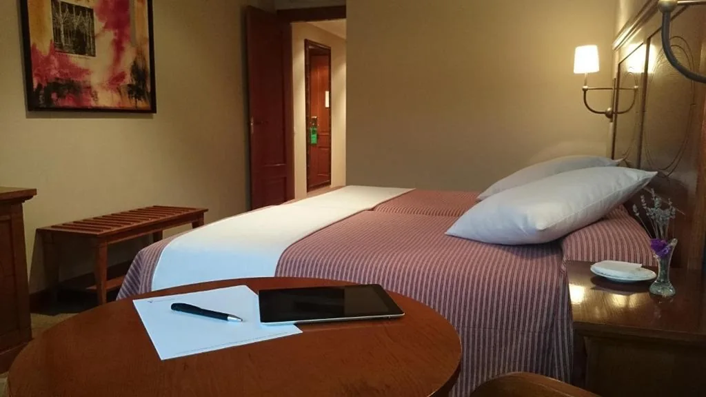 Standard-Doppelzimmer mit 2 Betten — Hotel Pamplona Villava