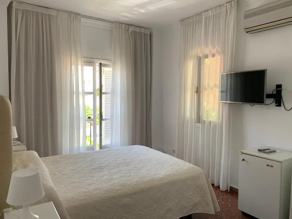 Habitación Doble Básica — Hotel Paraíso Del Mar