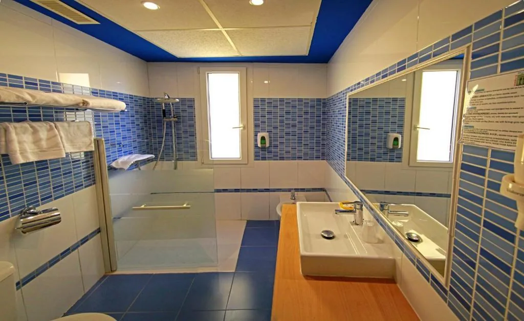 Suite Deluxe — Hotel Paris Centro