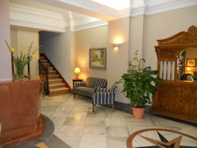 Hotel Paris — photo 10