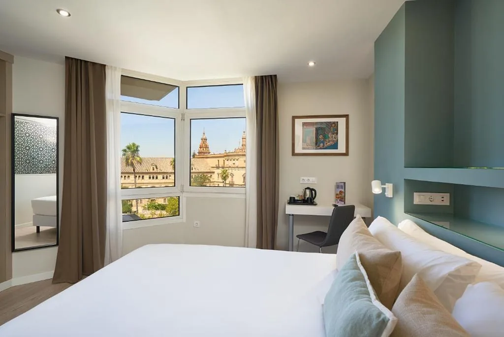 Habitación Superior con vistas al monumento — Hotel Pasarela