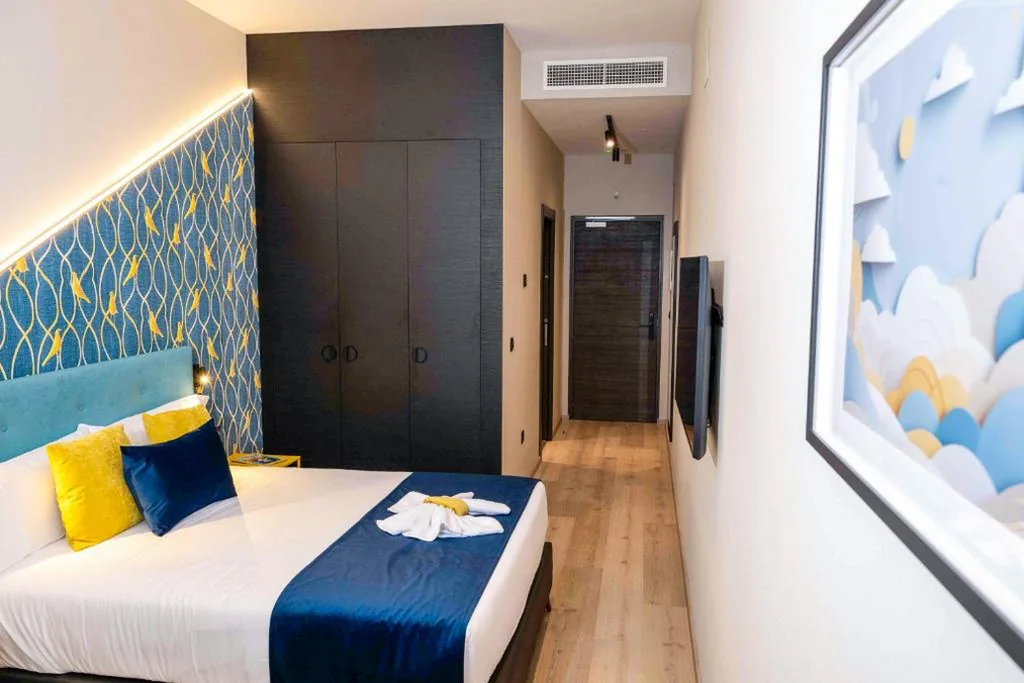 Habitación Doble — Hotel Pathos by Mimood Aparthotels
