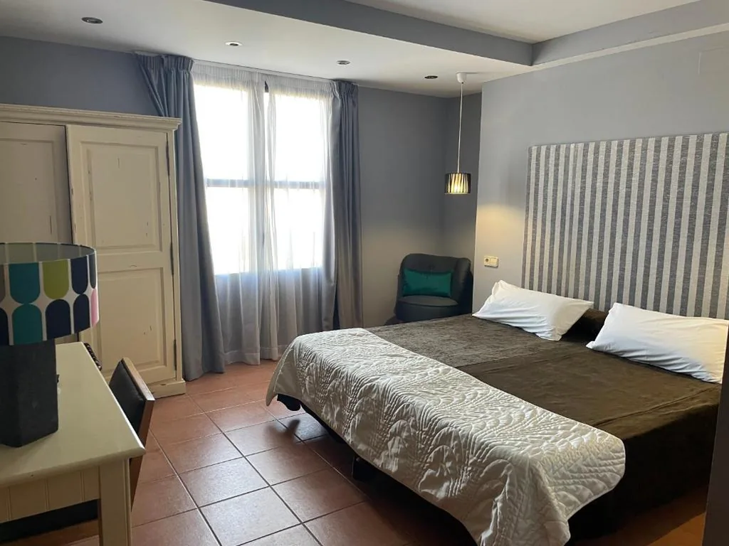 Quarto Duplo Standard - 2 camas — Hotel Patilla Ciudad de Requena
