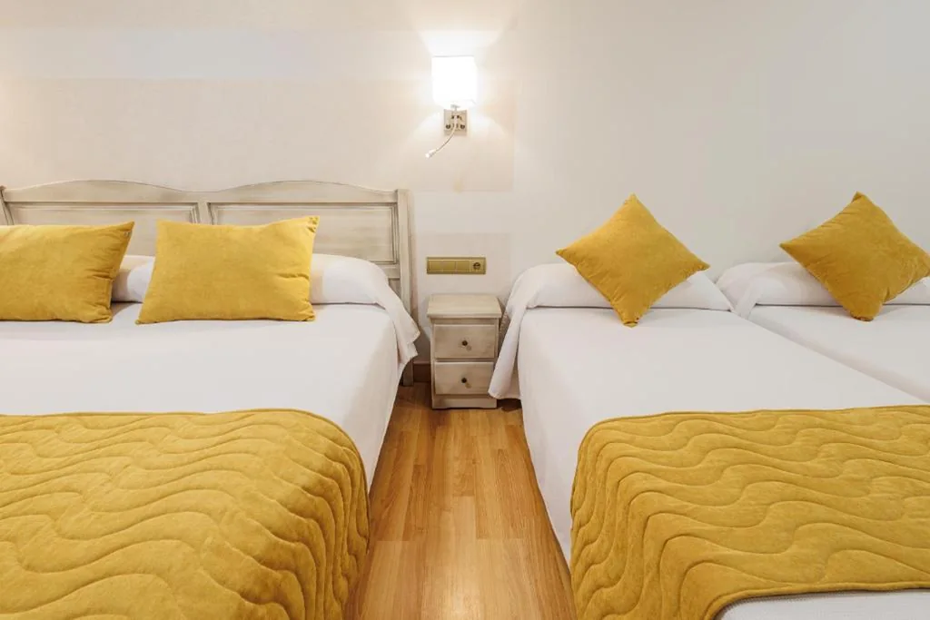Habitación Triple — Hotel Pattaya
