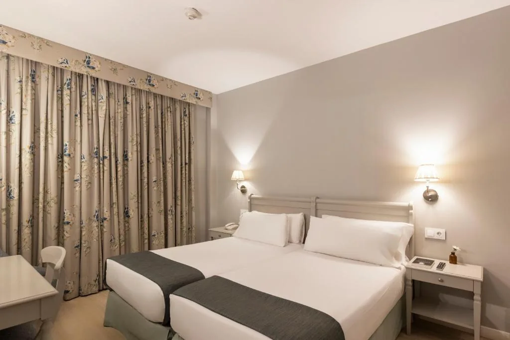 Camera familiare — Hotel PAX Torrelodones