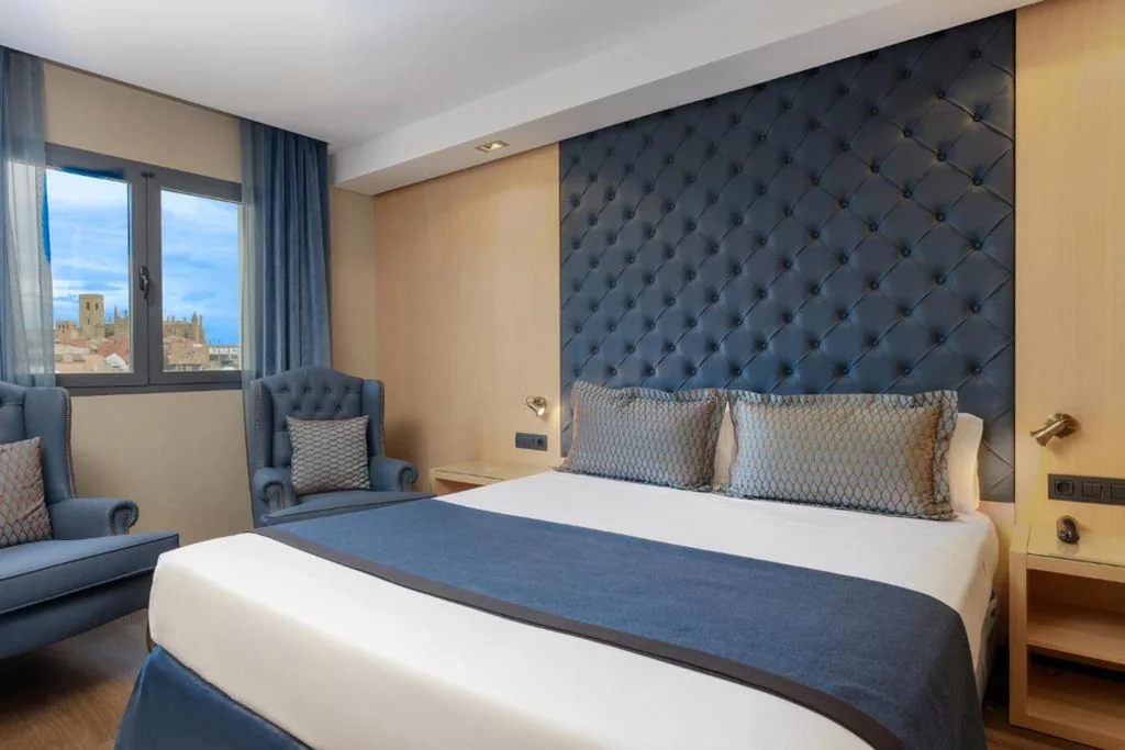 Suite mit Terrasse — Hotel Pedro I de Aragón 4 Sup