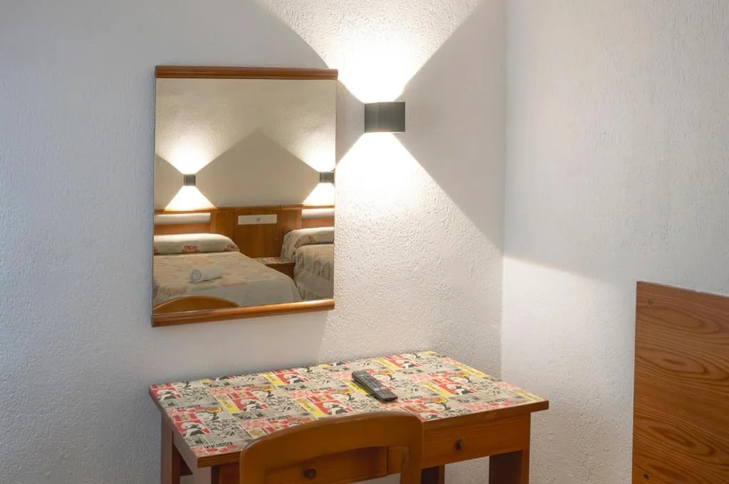 Quarto Triplo Standard — Hotel Pedro Torres