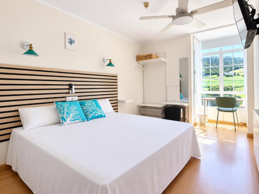 Hotel Peña Pintada by Vivere Stays