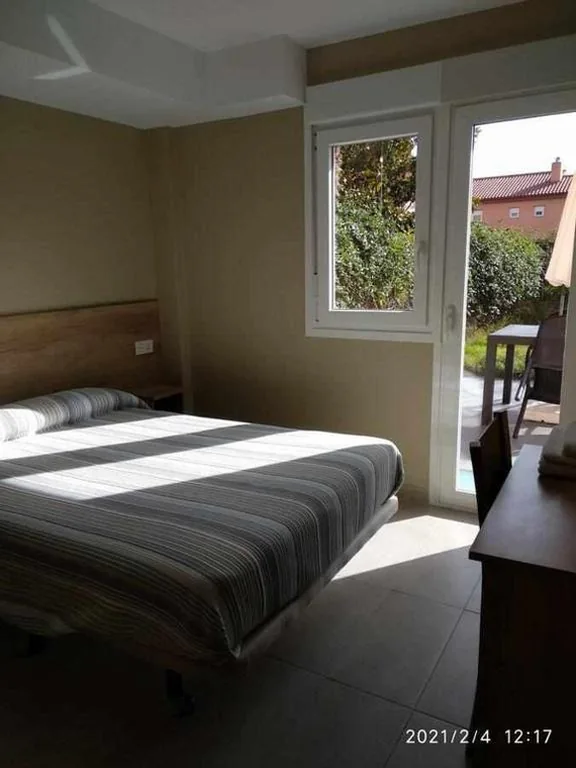 Quarto Standard - 1 cama grande — Hotel-Pension BORJA