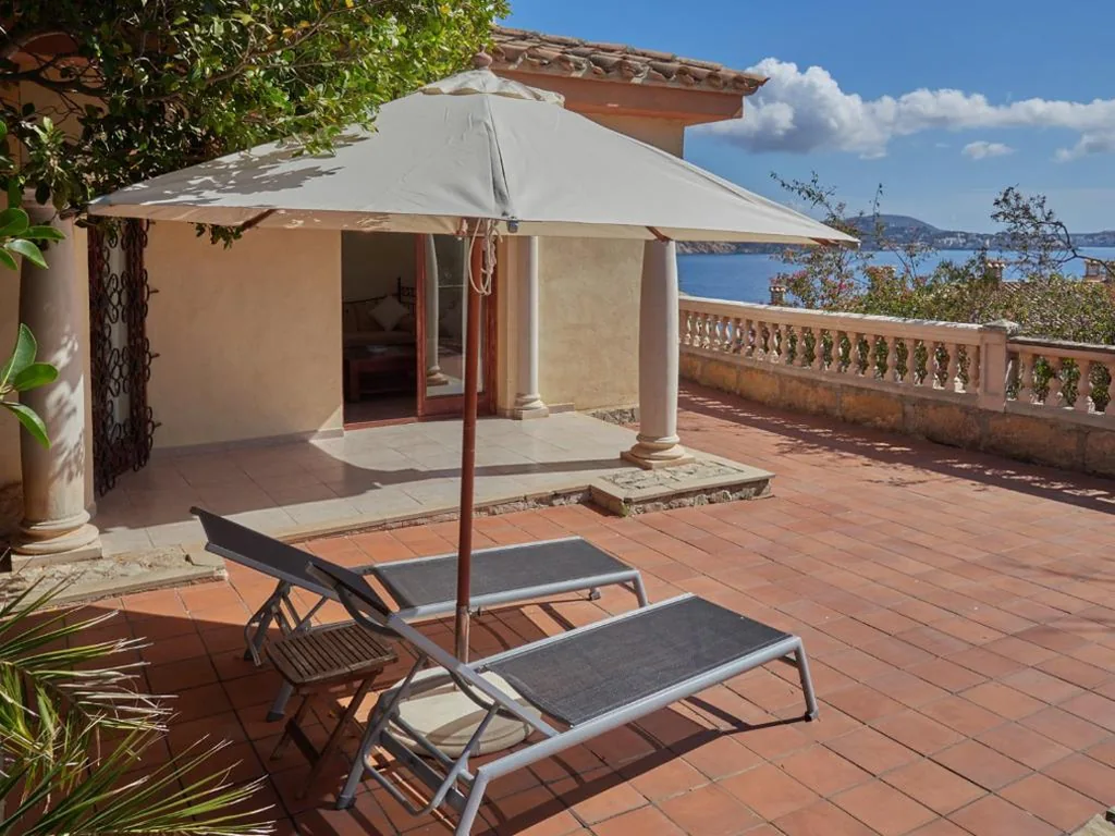 Suite Deluxe avec vue sur la mer — Hotel Petit Cala Fornells