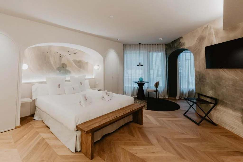 Hotel Petit Luxe