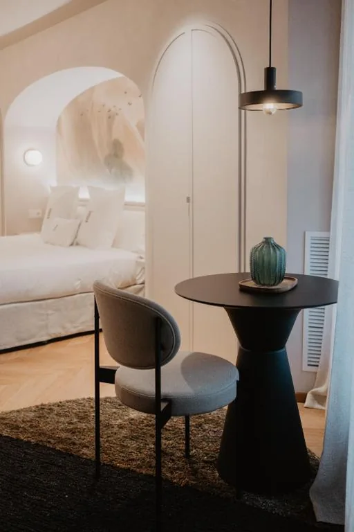 Suite — Hotel Petit Luxe
