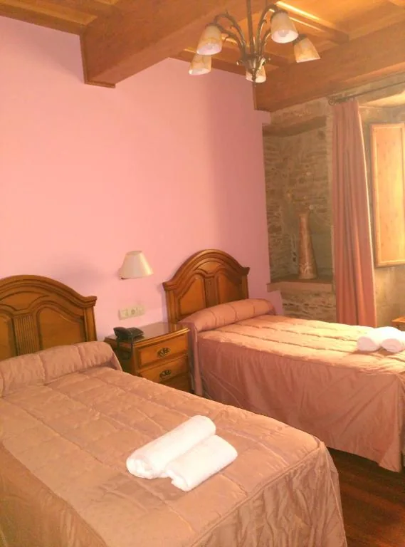 Quarto Duplo com duche - 2 camas — HOTEL PICO SACRO II Santiago de Compostela
