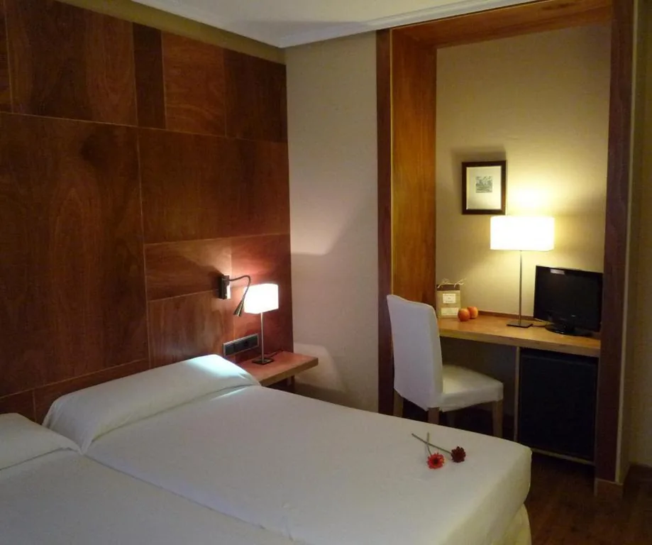 Quarto Duplo - 2 camas — Hotel Picos de Europa