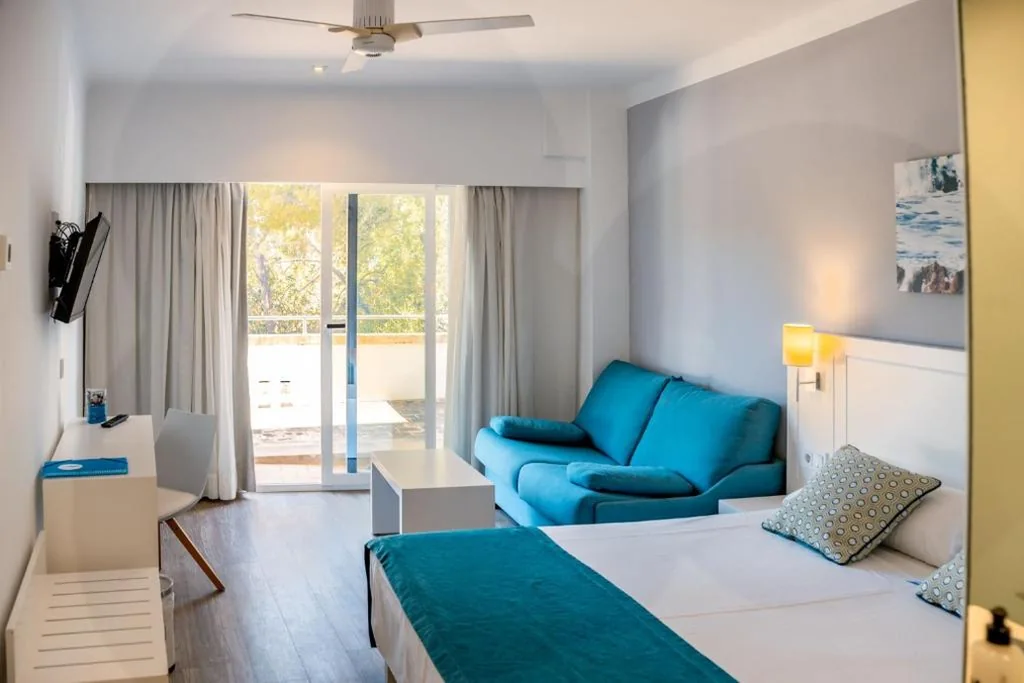 Hotel Pinos Playa