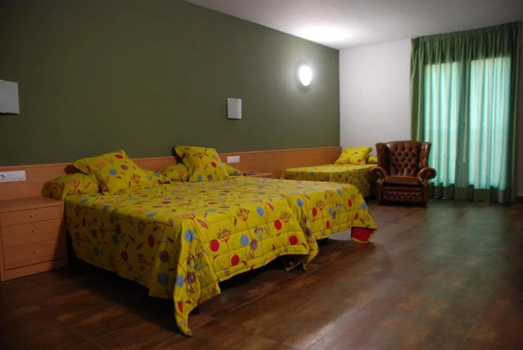 Triple Room — Hotel Pinxo