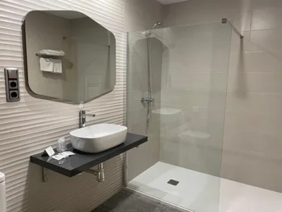 Hotel Pirineos Ainsa — Foto 3