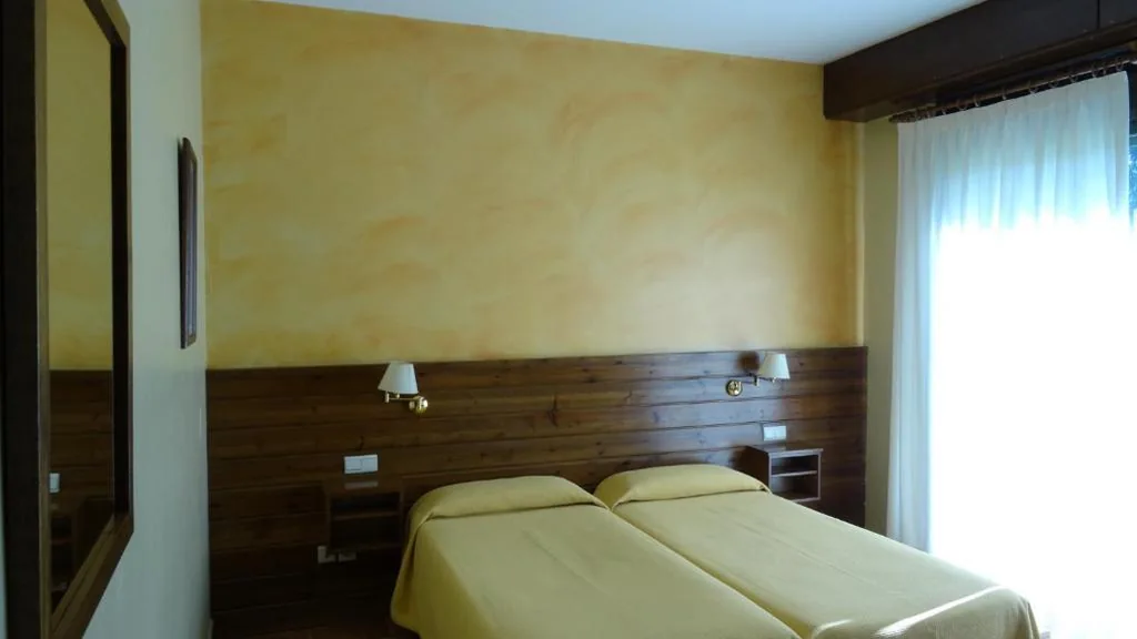 单人间 — Hotel Pla del Pi