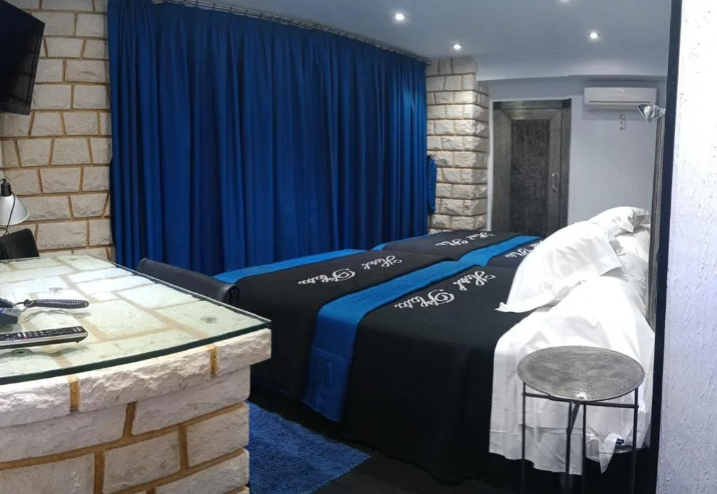 Standard-Doppelzimmer — Hotel Plata