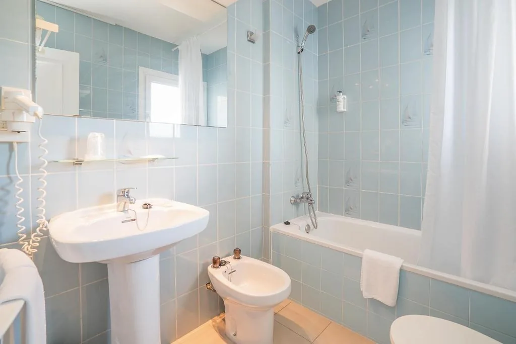 Habitación Doble Superior - 1 o 2 camas — Hotel Platja d'Aro