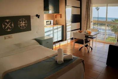 Hotel Playa Conil - Beachfront Studios & Suites — photo 4