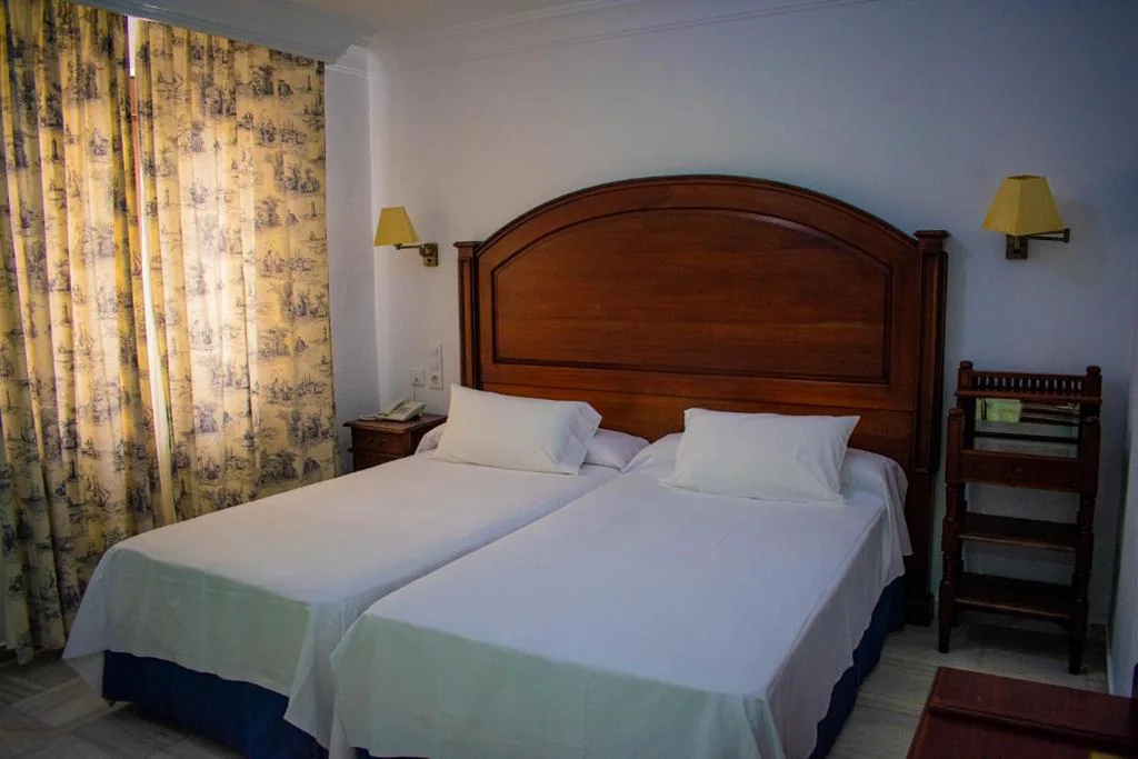 Camera tripla — Hotel Playa de Regla