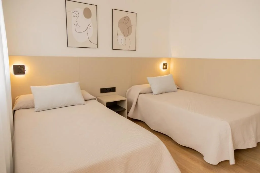 Habitación Doble - 2 camas — Hotel Playa