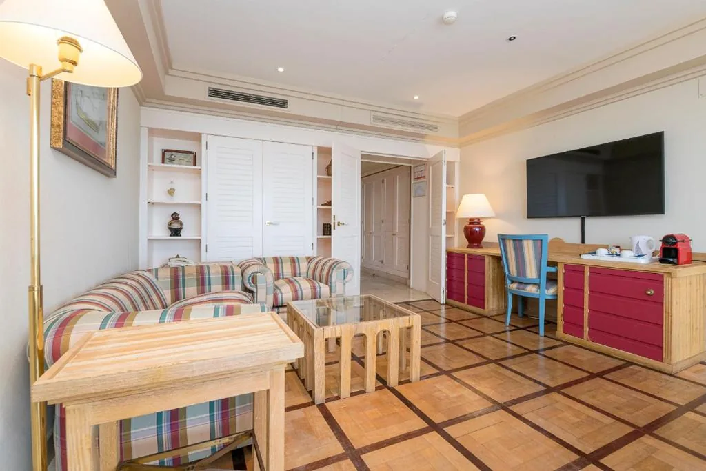 Suite Familiare — Hotel Playa Victoria