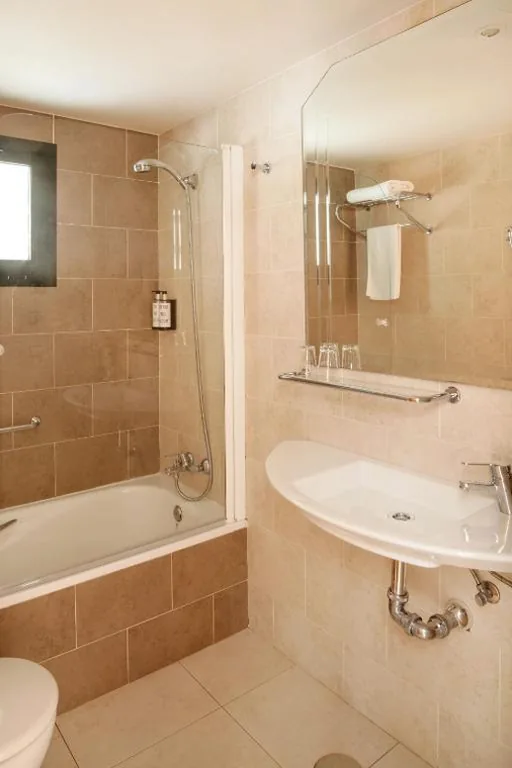 Habitación Doble con vistas a la piscina — Hotel Pocillos Playa, solo Adultos