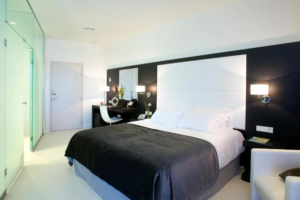 ファミリールーム（大人2名と子供2名） — Hotel Porta Fira 4* Sup