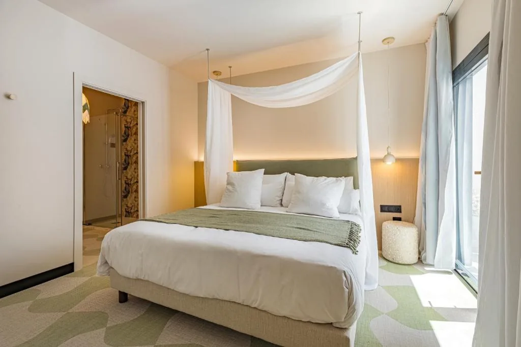 Suite Deluxe — Hotel Portmán