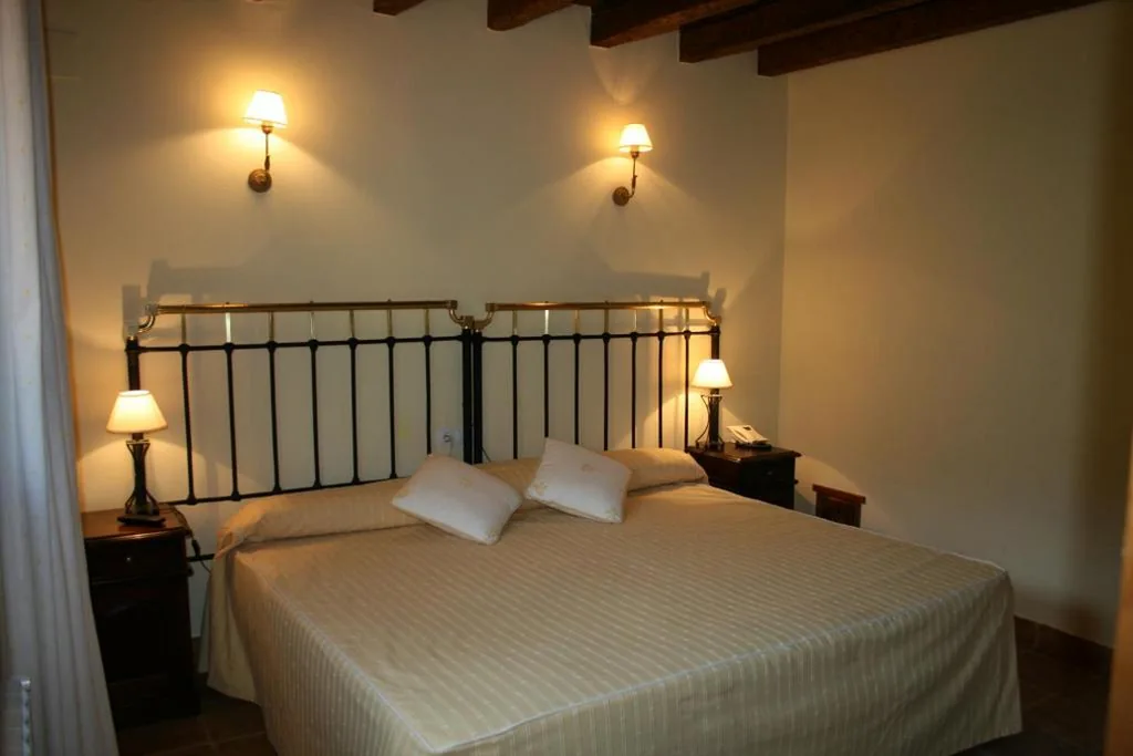 スーペリアダブルルーム（シングルベッド2台またはダブルベッド2台） — Hotel Posada Molino del Cubo
