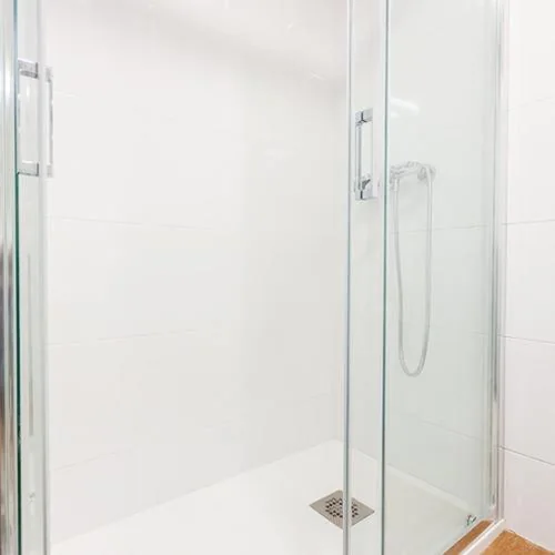 Doppelzimmer mit 1 oder 2 Betten — Hotel Prada.