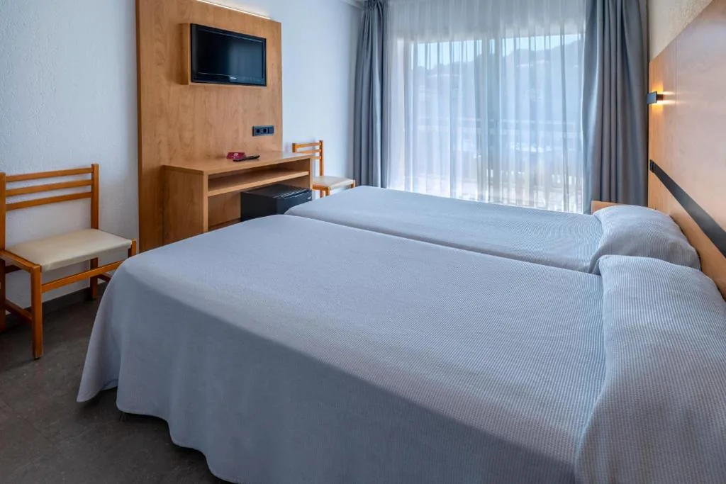 Habitación Doble con balcón - 1 o 2 camas — Hotel President