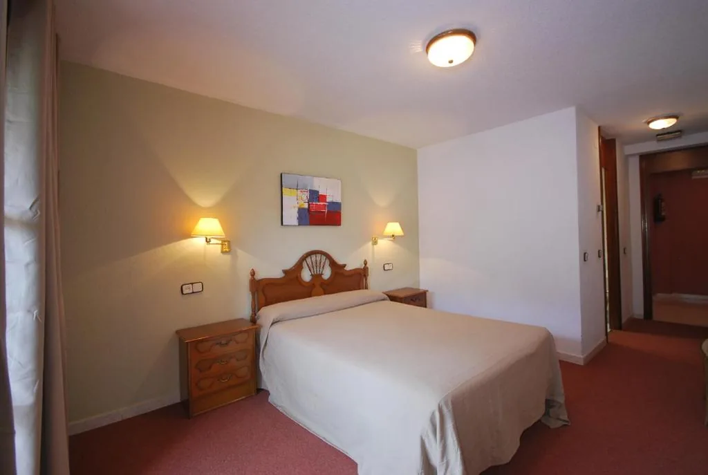 Quarto Duplo — Hotel Principado De Europa