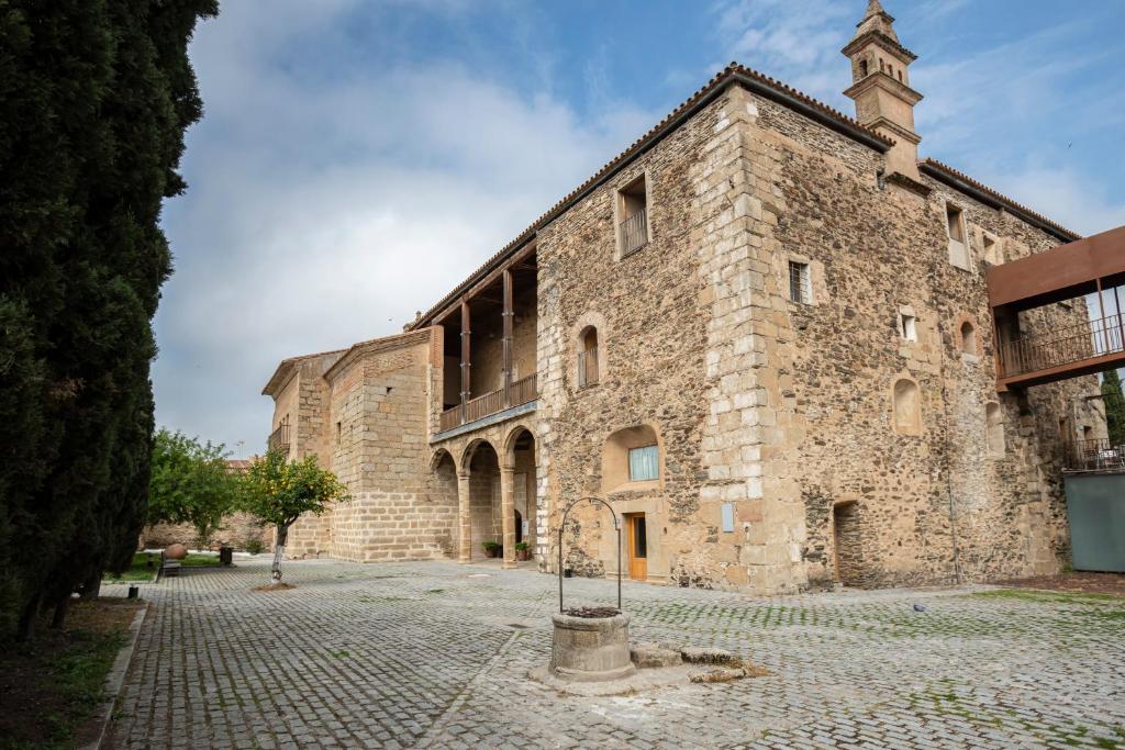 Hotel Puente de Alconétar