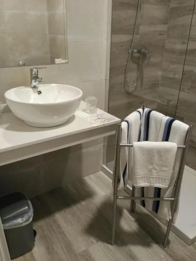 Hotel Puente de los Santos — Foto 8