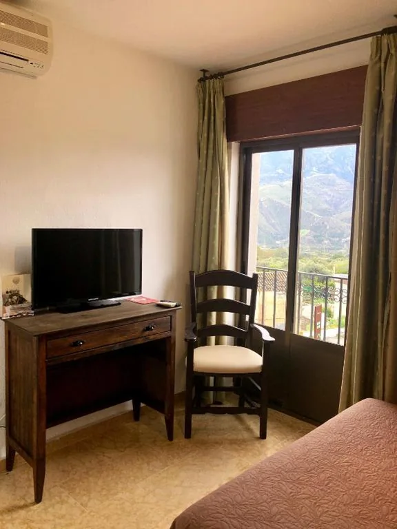 Single Room with Terrace — Hotel Puerta Nazarí
